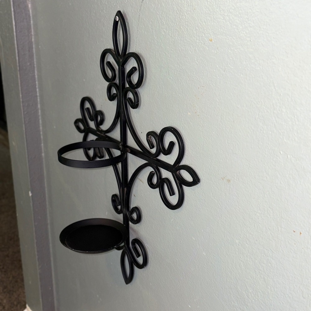 Black Wrought Iron Fleur De Lis Cross Wall Sconce Pillar Candle Holder 19in - Picture 5 of 16